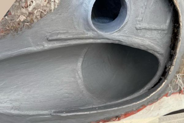 Applicazione composto Belzona per ripristinare la forma originale.