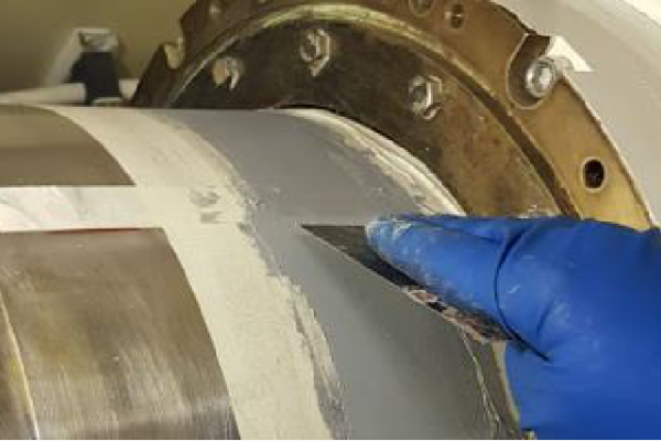 Riempimento e ricostruzione in sovraspessore con Belzona 1111